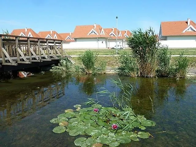 Casa de Férias Golya Park