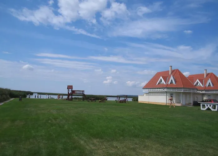 Casa de Férias Golya Park *